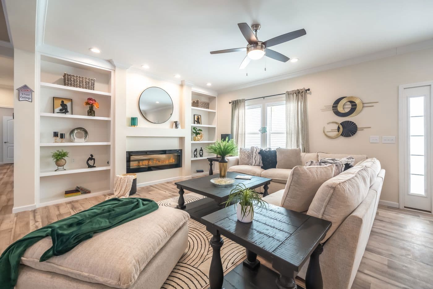 Super 68 elite interior home features