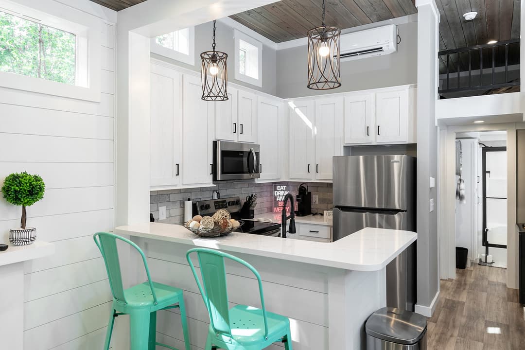 Desoto kitchen home features