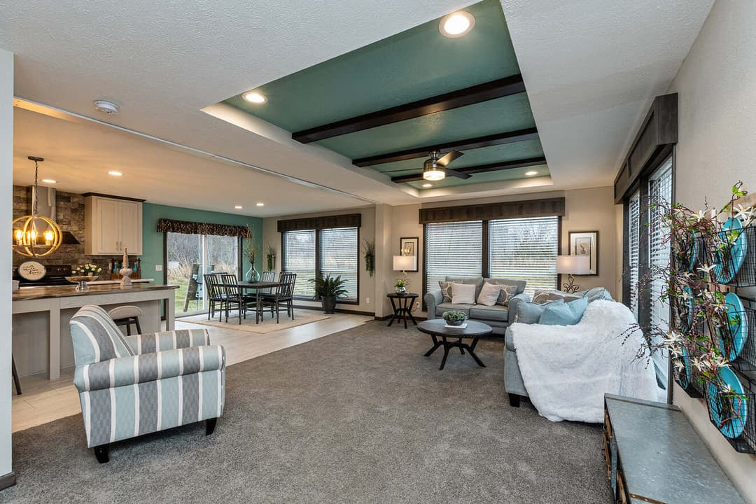 The lincoln 185010 interior home features