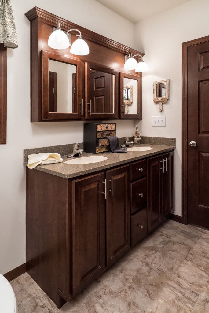 Ultra 3 bathroom home features