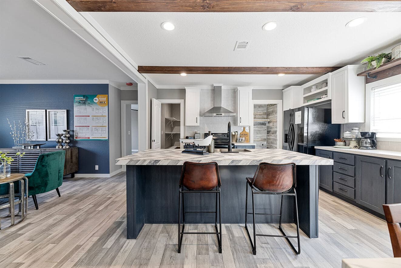 Sheridan 30483s kitchen home features