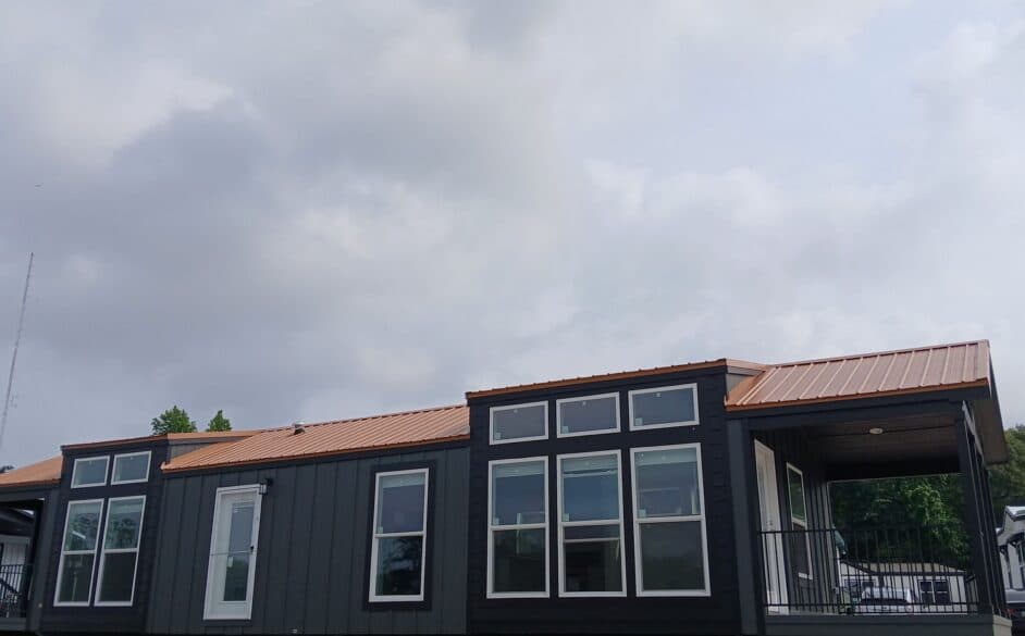 Starling d44ep8 elevation and exterior home features