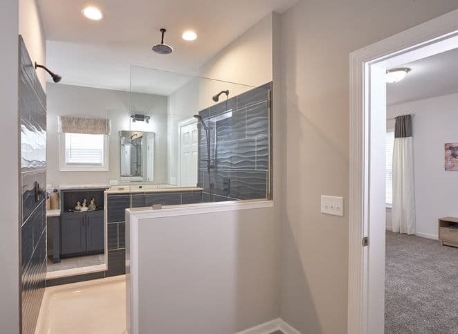 Elite 2.2 32763c bathroom home features