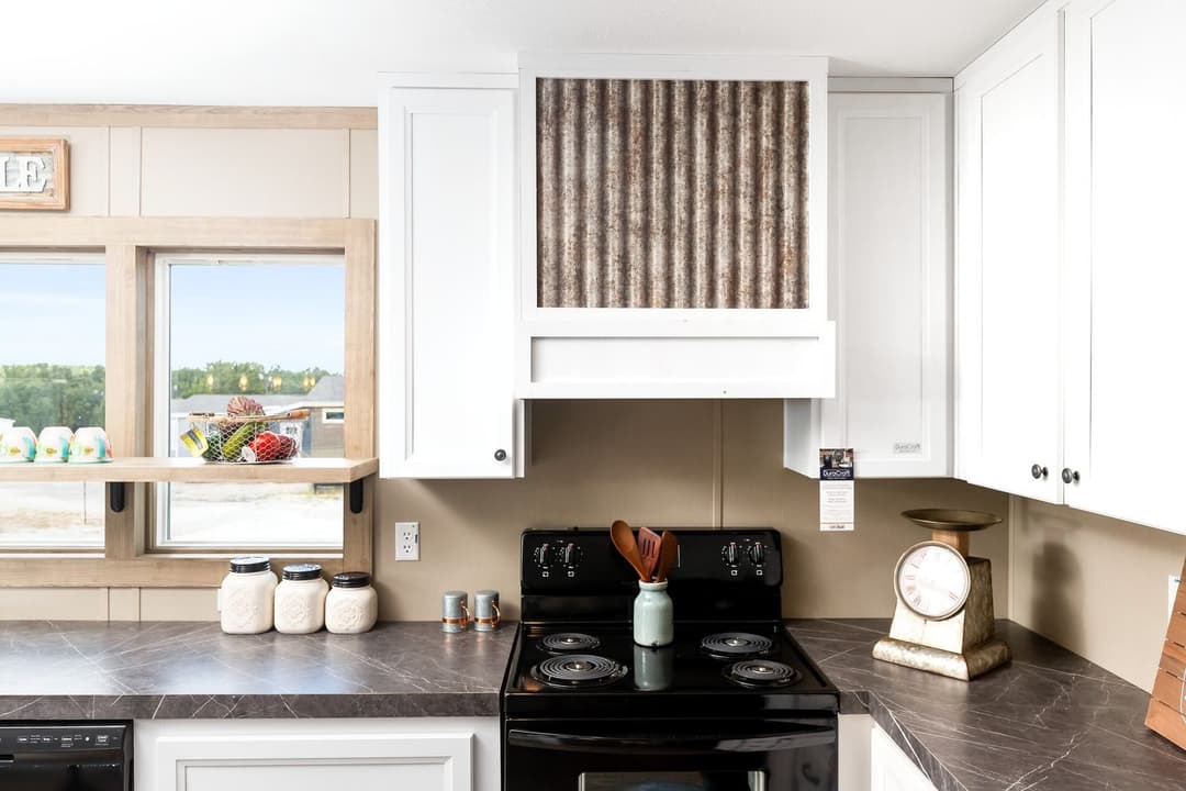 Farmhouse flex kitchen home features