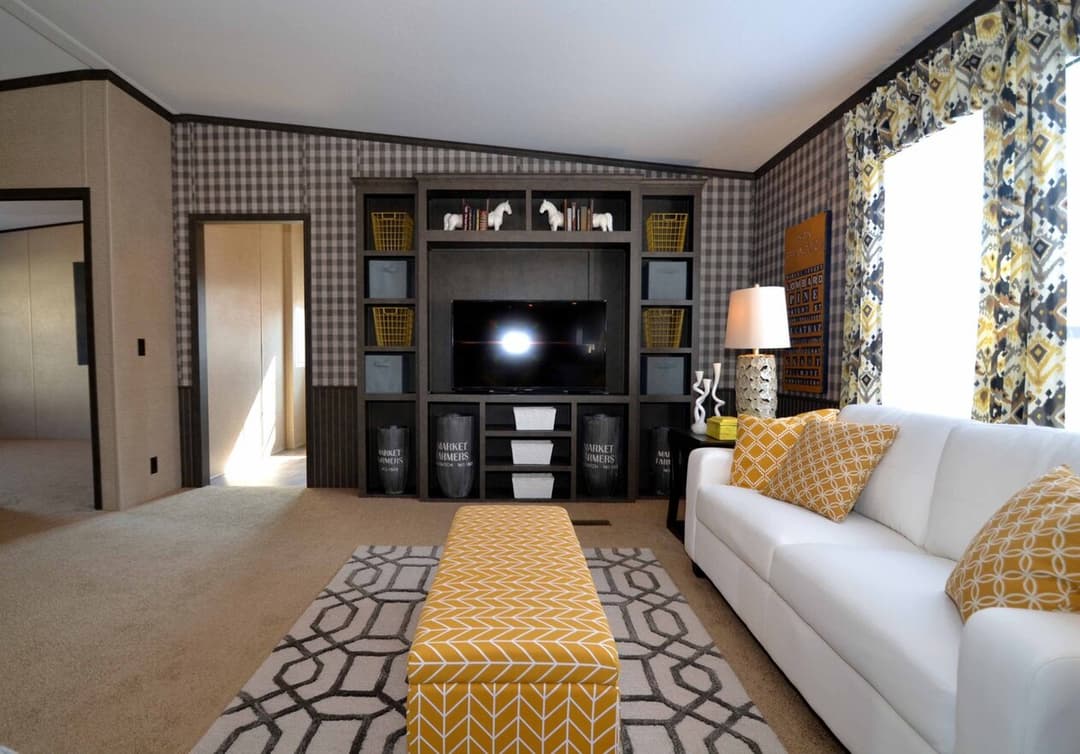 Benbrook 30643b interior home features