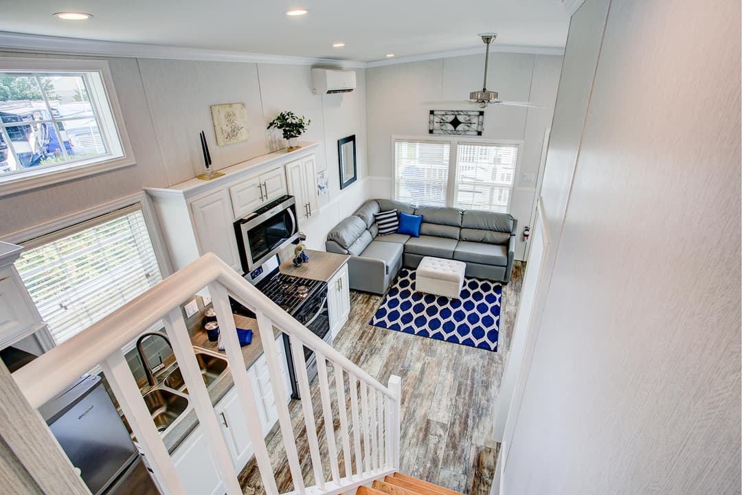 Shore park 4110l interior home features