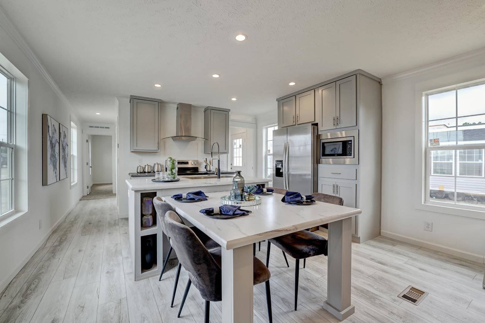 Ironclad 1676-15 kitchen home features