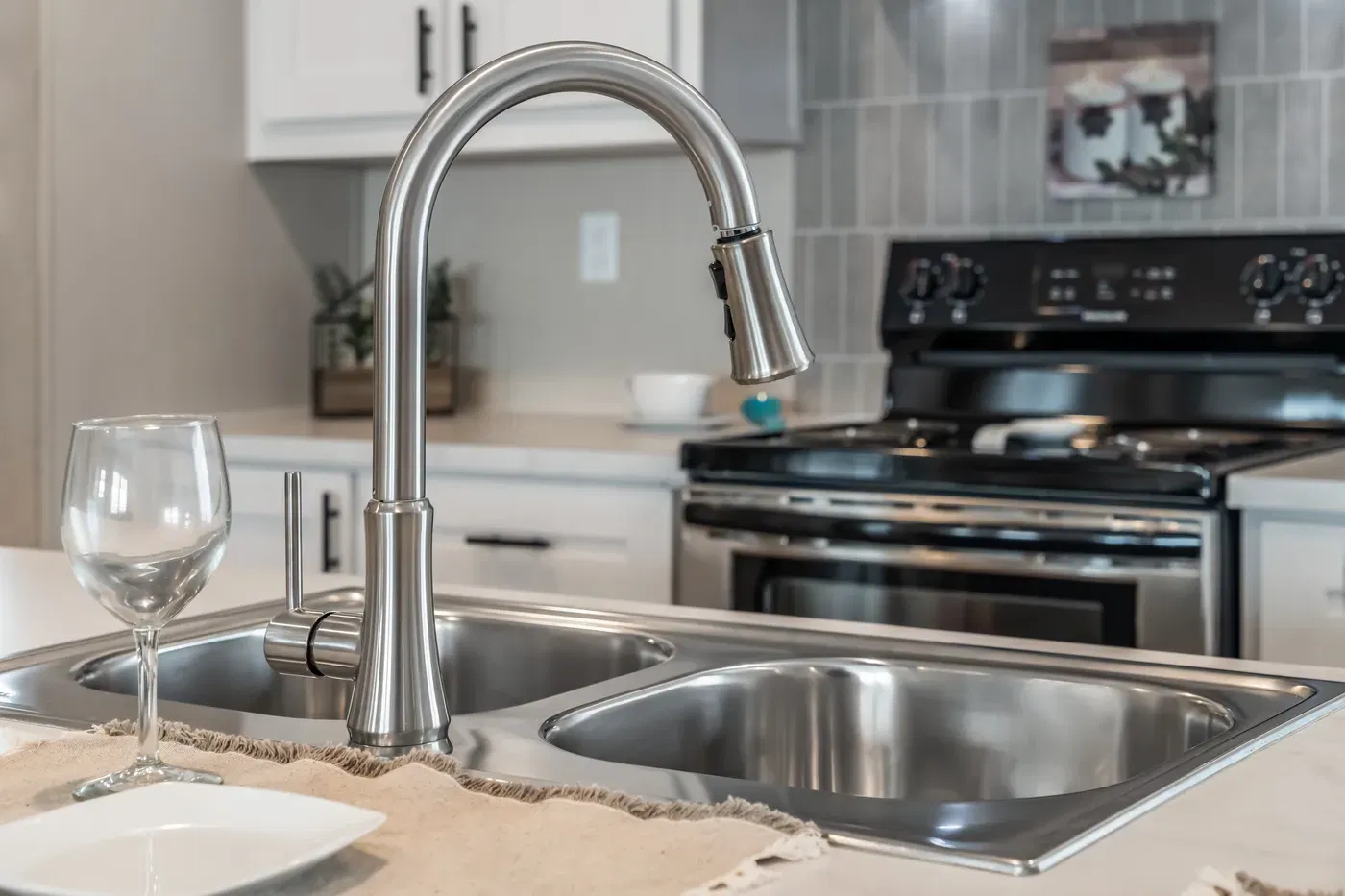 Rio kitchen home features