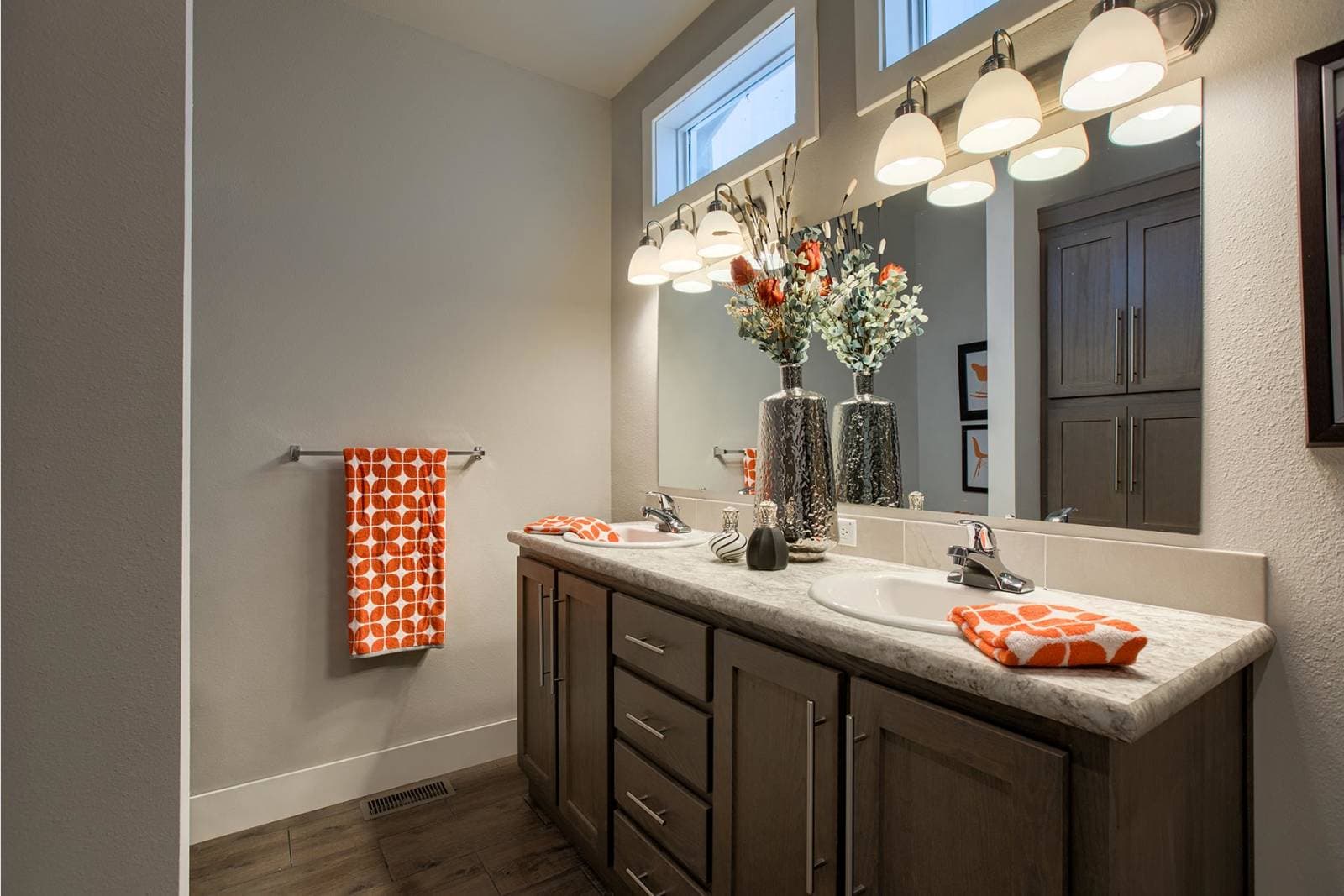 Pika scc643 bathroom home features