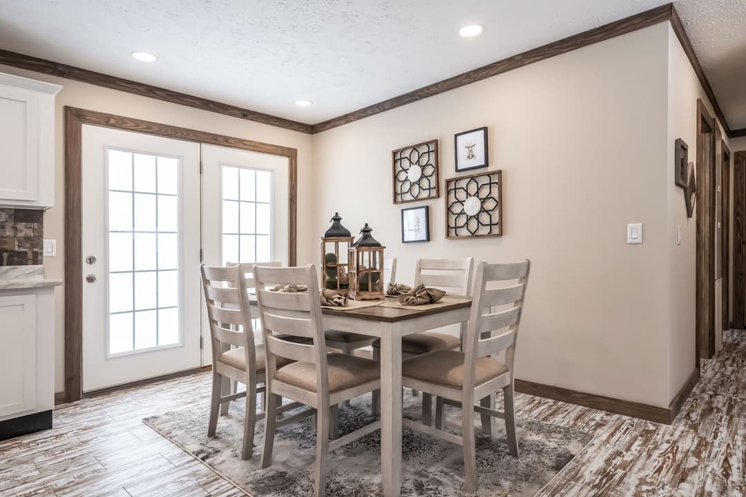 Md-49-32 interior home features