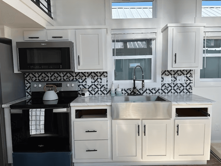 Kit carson-652 kitchen home features