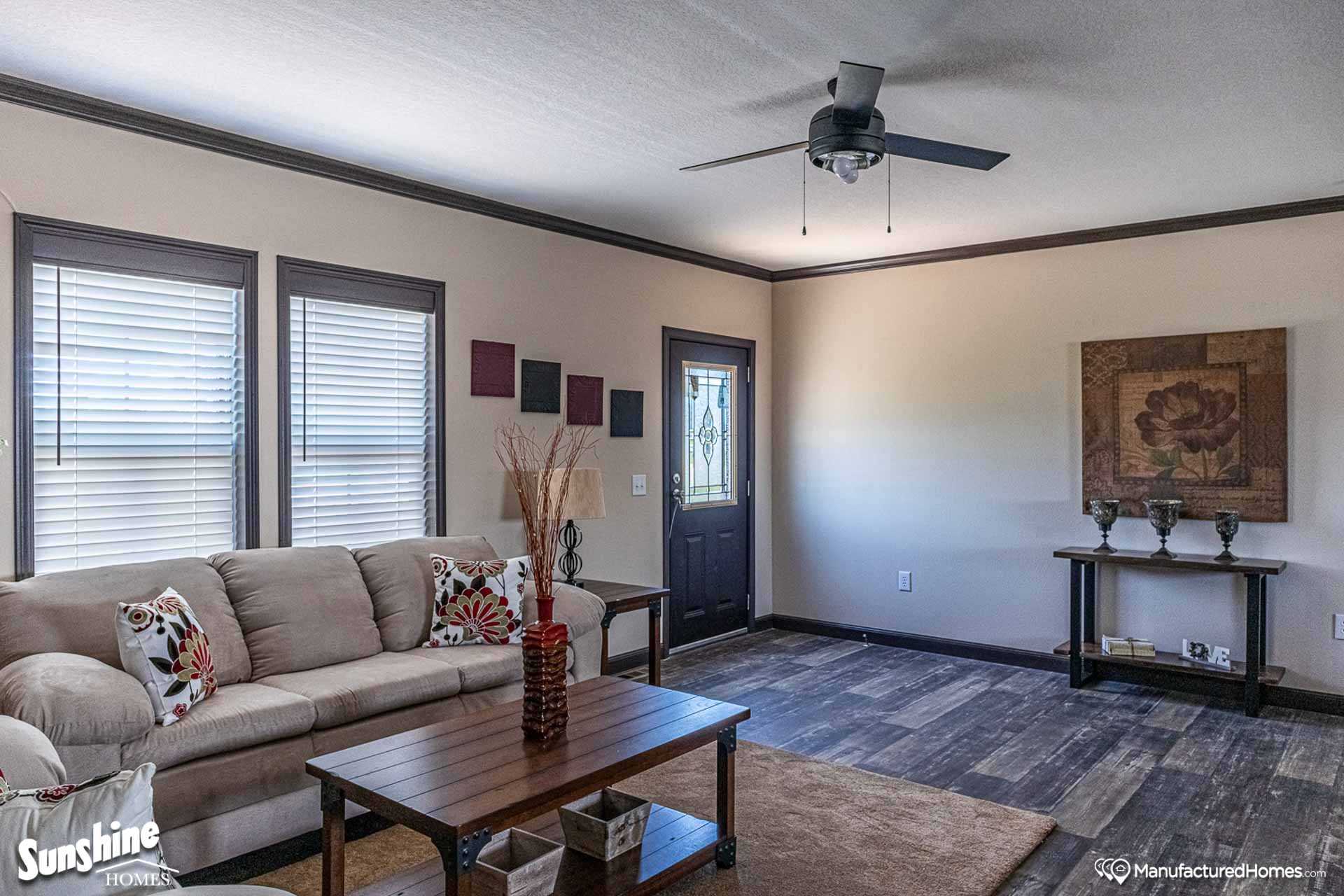 Pri3268-2004 interior home features