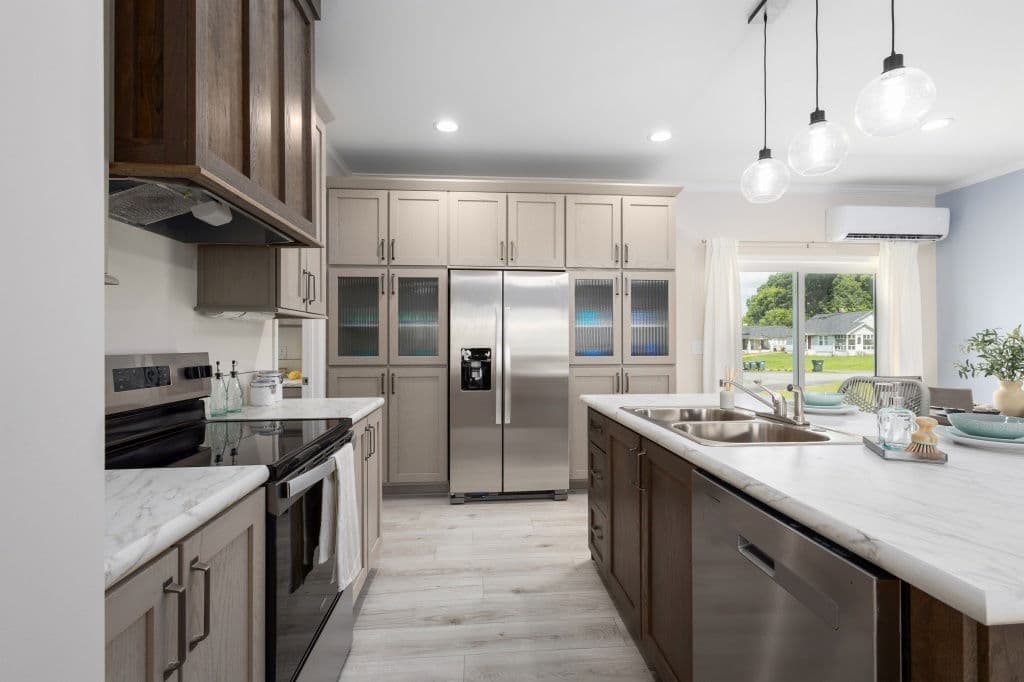 Limited 3 28563b kitchen home features