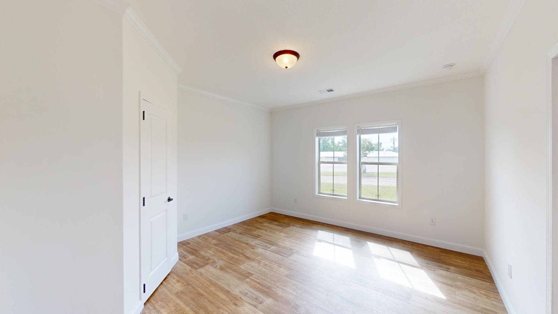 Pri3284-2010-2 bedroom home features