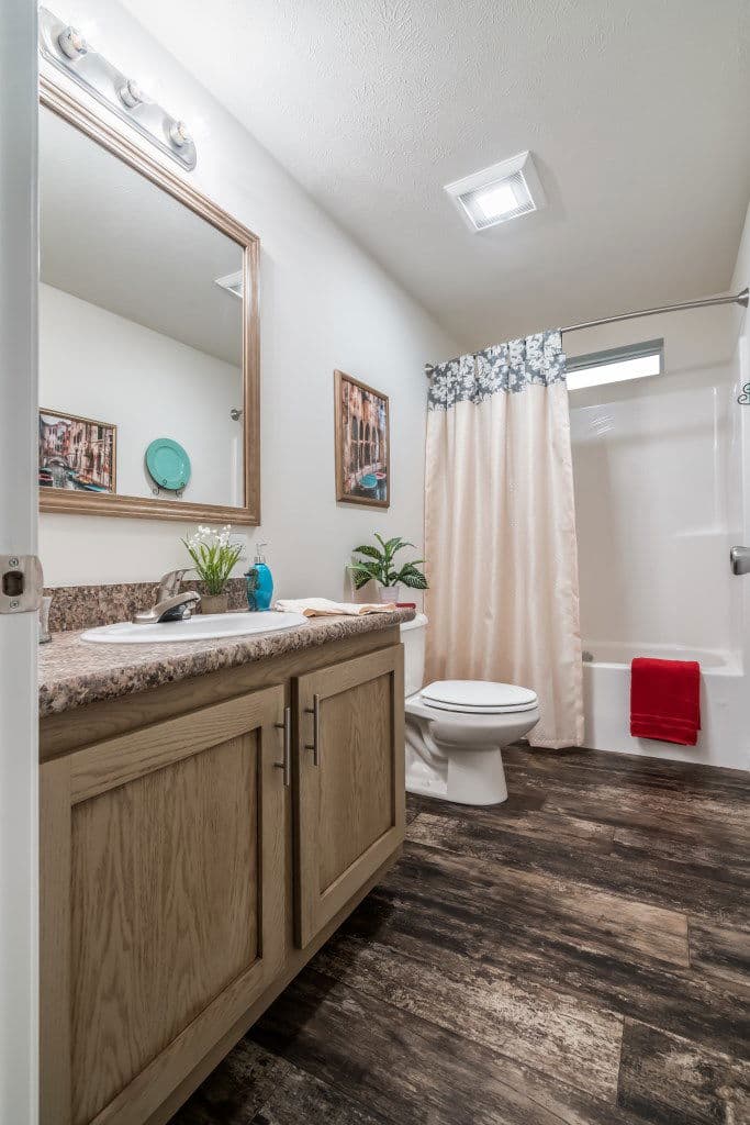 Limited 1 bathroom home features