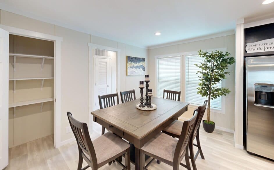 Hacienda p60s kitchen home features