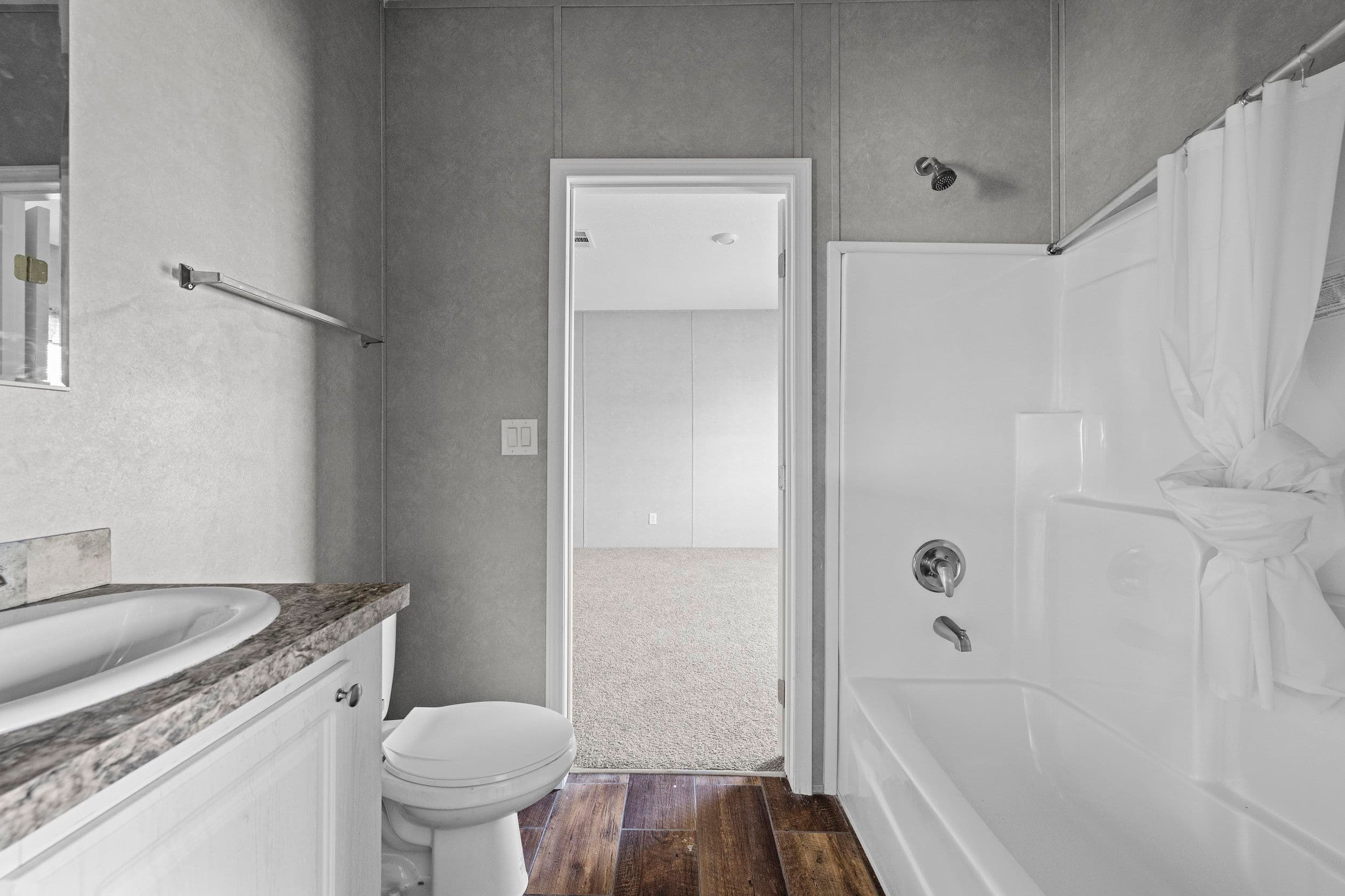 Keaton w/activity room bathroom home features