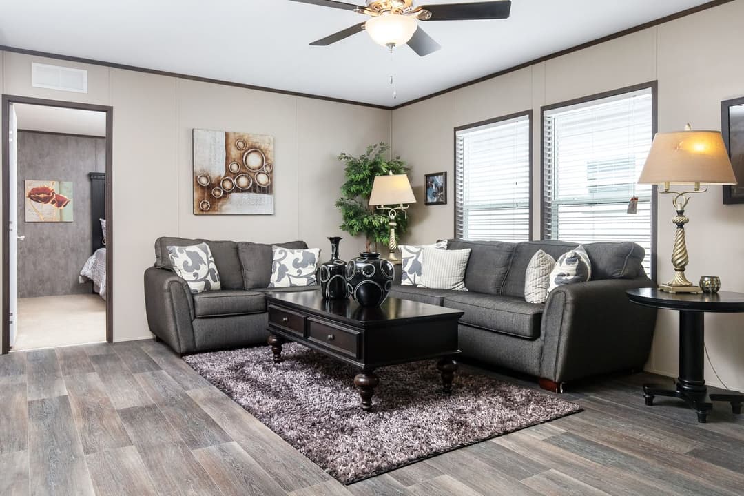 Pt 78 interior home features