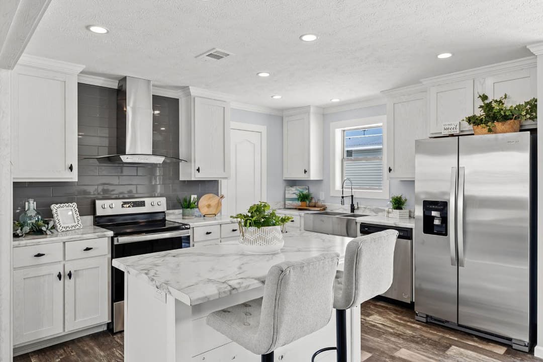 Mchann kitchen home features