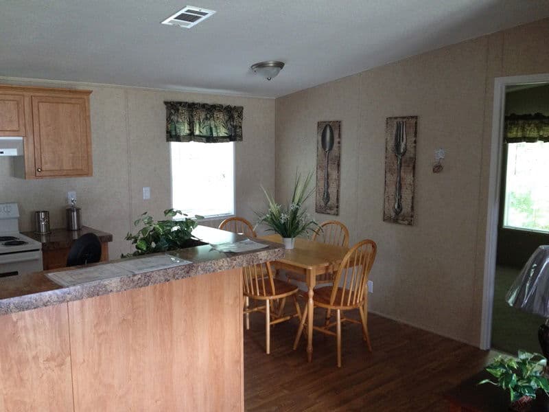 Gail 3 br 2840 interior home features