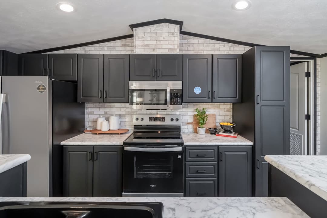 Heritage h-1868-32a kitchen home features