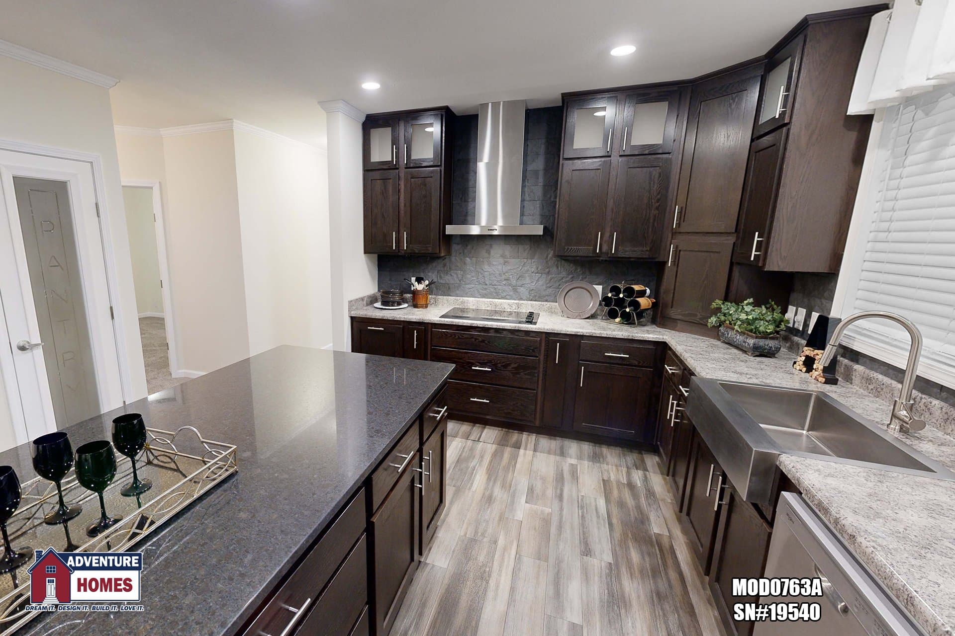 Mod0763a kitchen home features