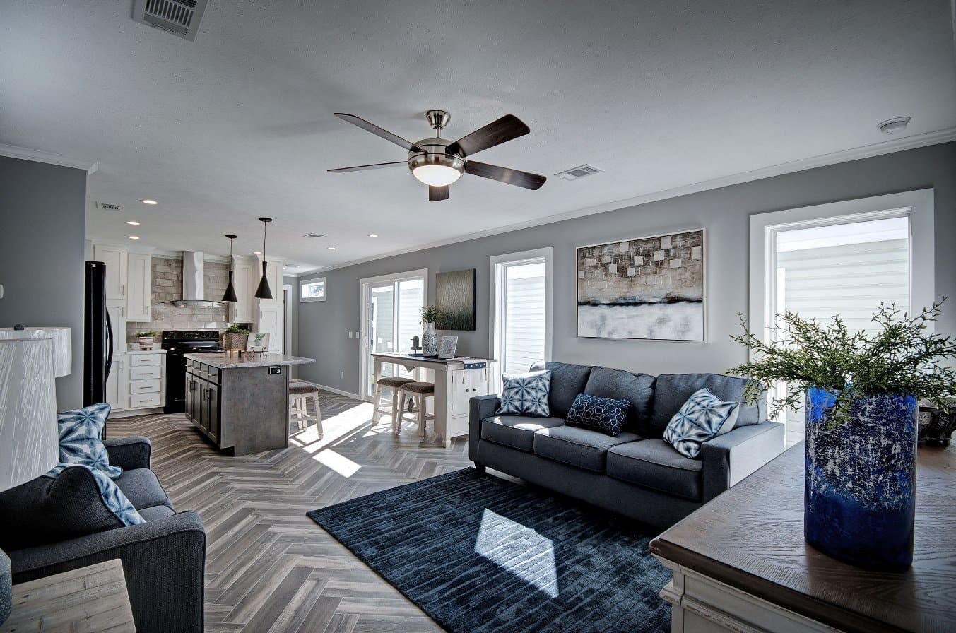 Ashbank interior home features