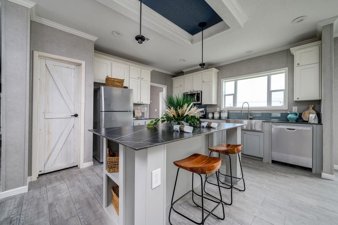 Keaton kitchen home features