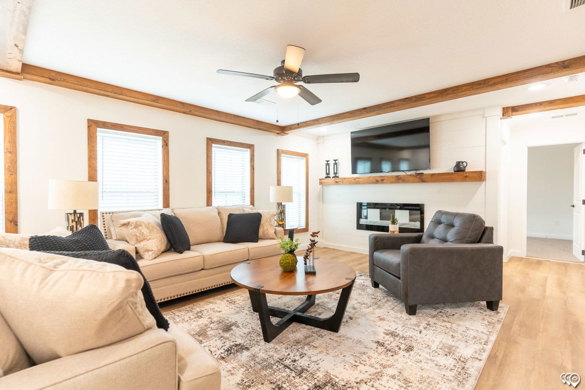 Pri3280-2071 interior home features