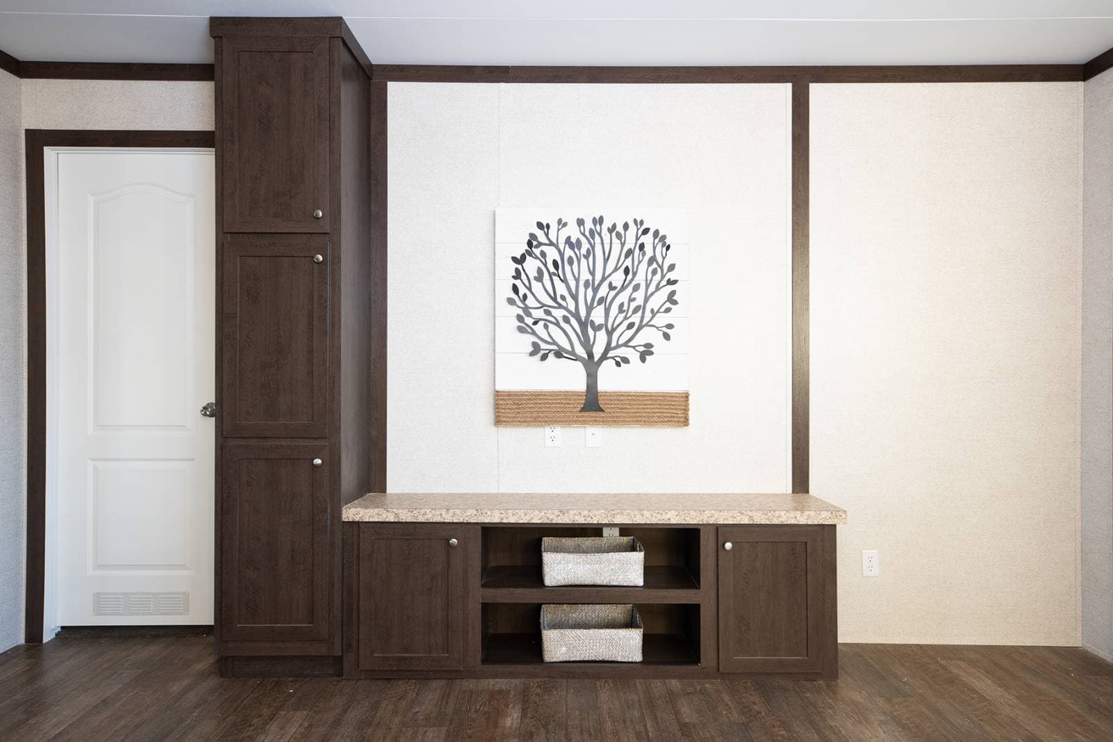 Nm3264a  interior home features