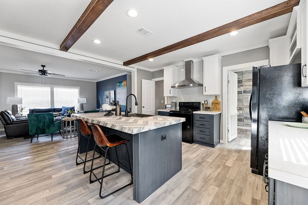 Sheridan 30483s kitchen home features