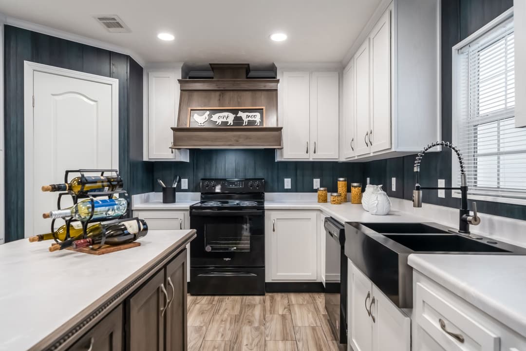 Md-50-32 kitchen home features