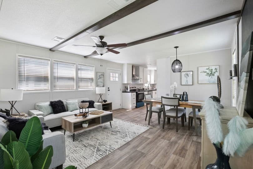 Valor 16763n interior home features