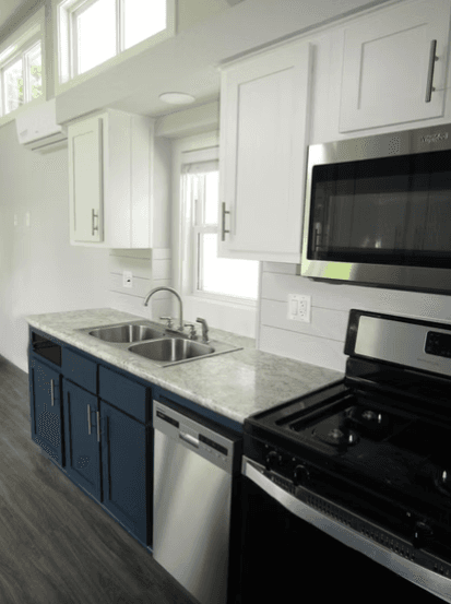 Bayside kitchen home features