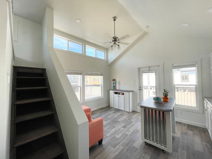 Tumbleweed interior home features