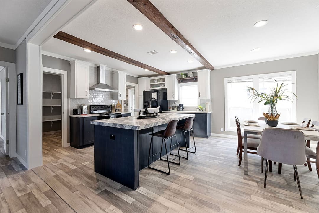 Sheridan 30483s kitchen home features