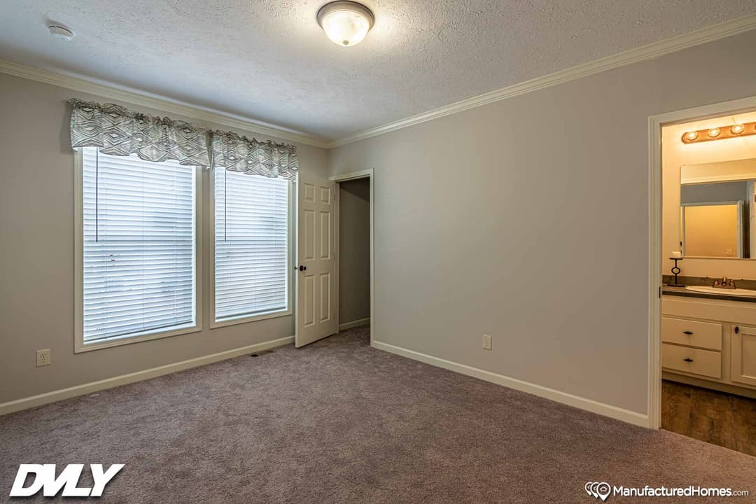 Orchard house bedroom home features