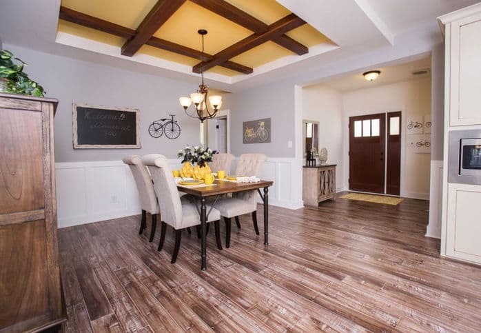 Baxter 42483a interior home features