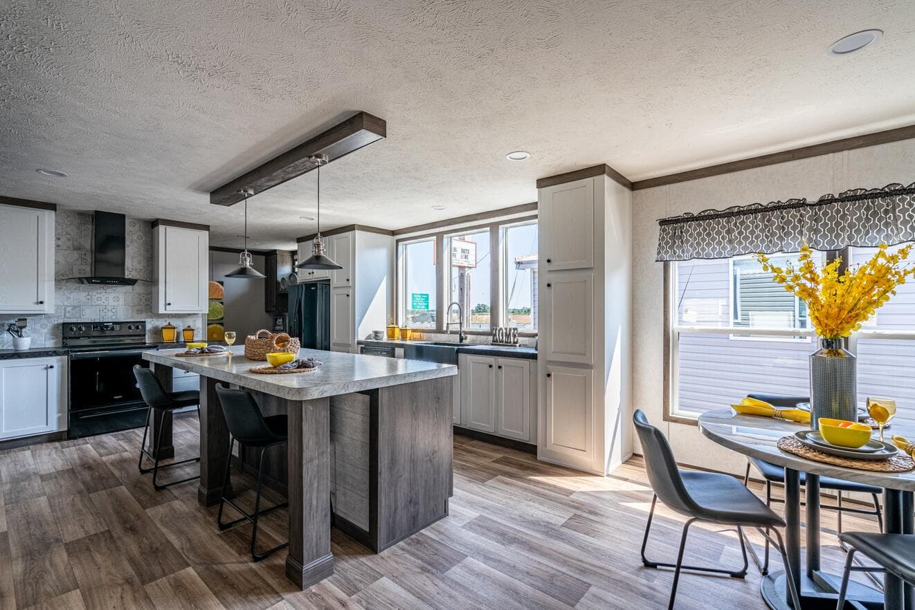 Entertainer 28764e kitchen home features