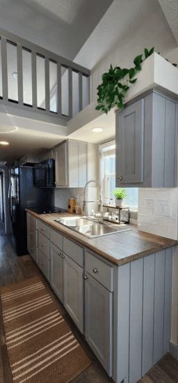 Bayside kitchen home features