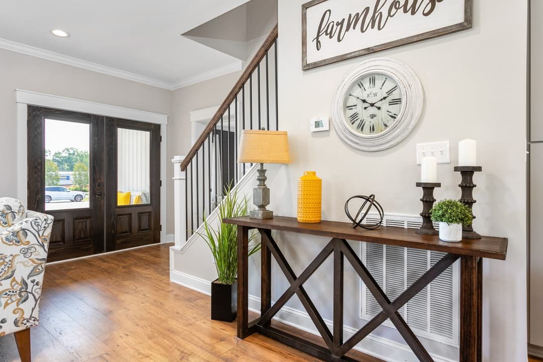 Farmhouse i two story interior home features