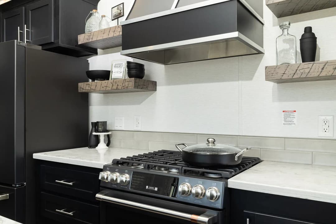 Island 6430p kitchen home features