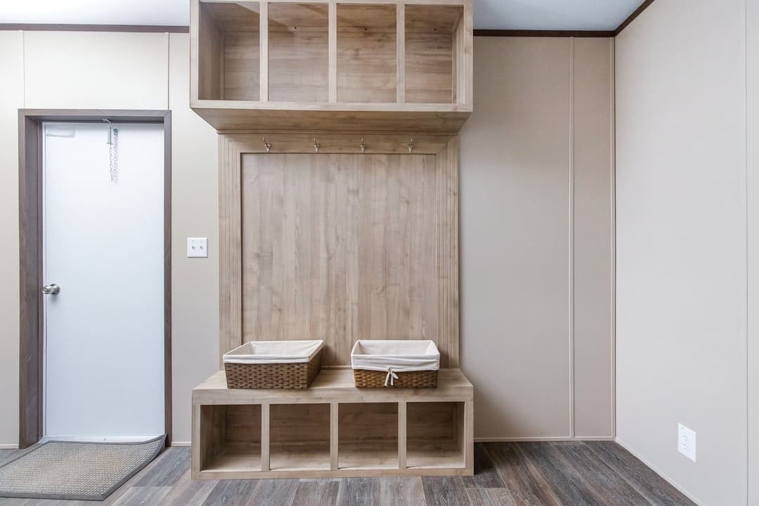 Pt 78 interior home features