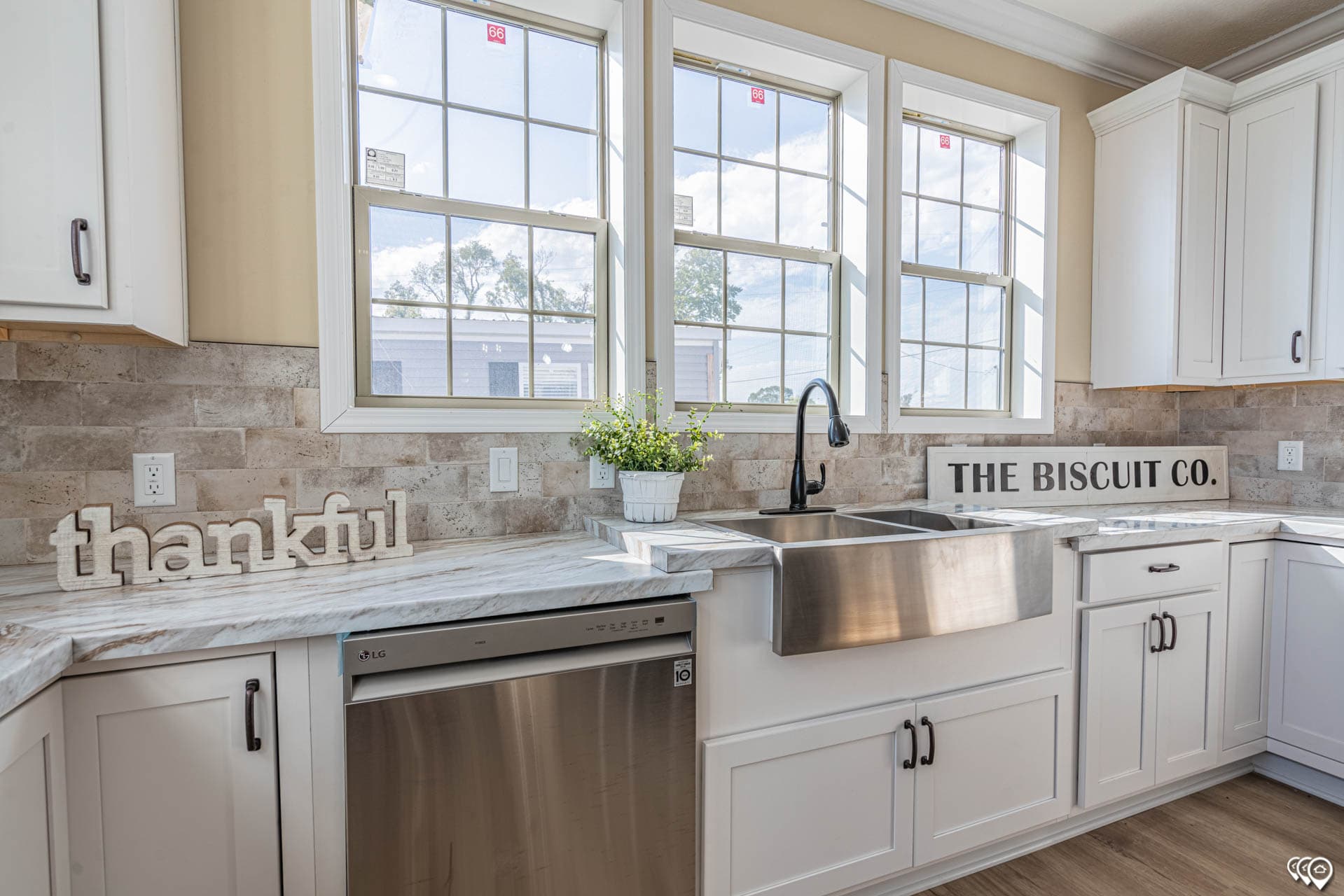 Woodland kitchen home features