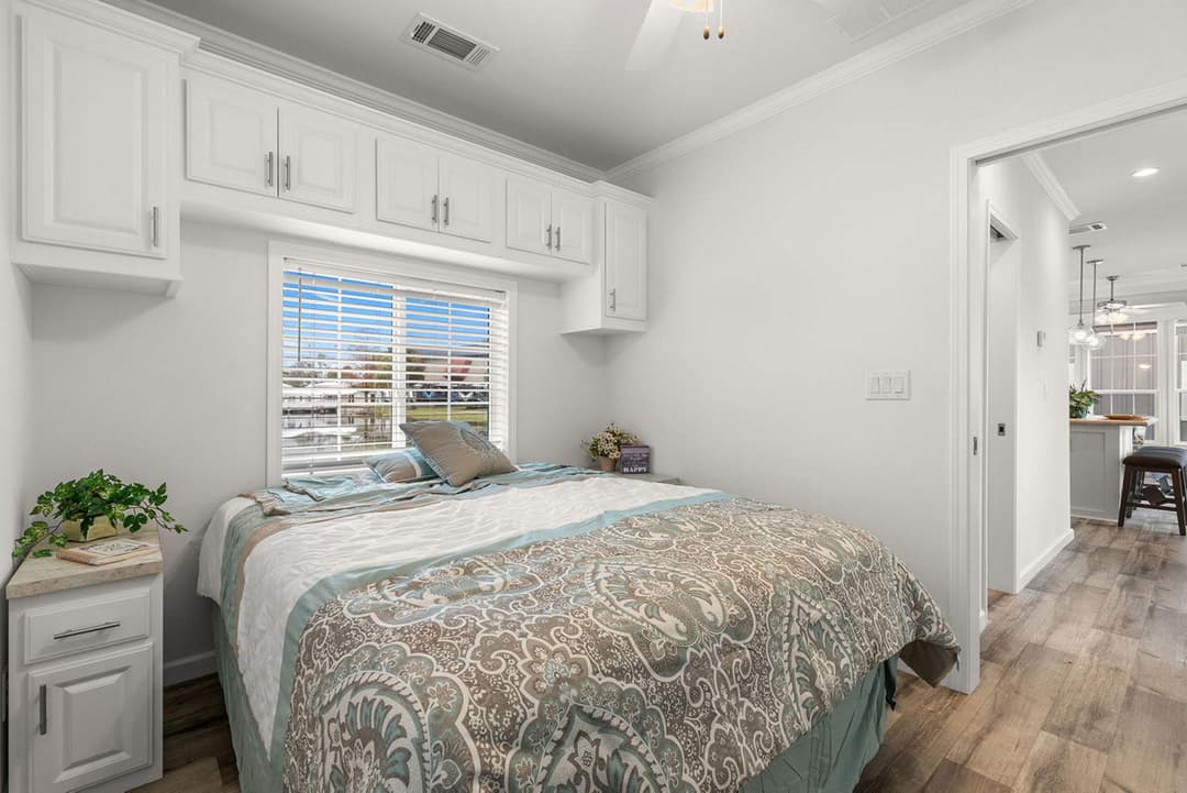 Palm bay 2622c bedroom home features