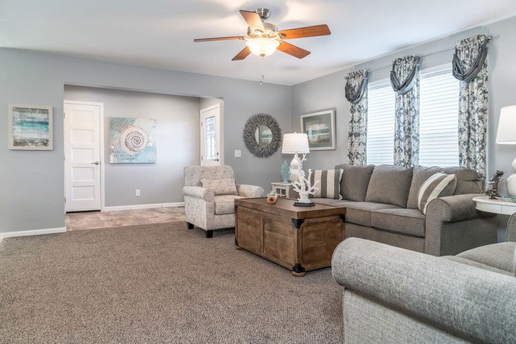 Astro creations ranch 3a2043-v interior home features