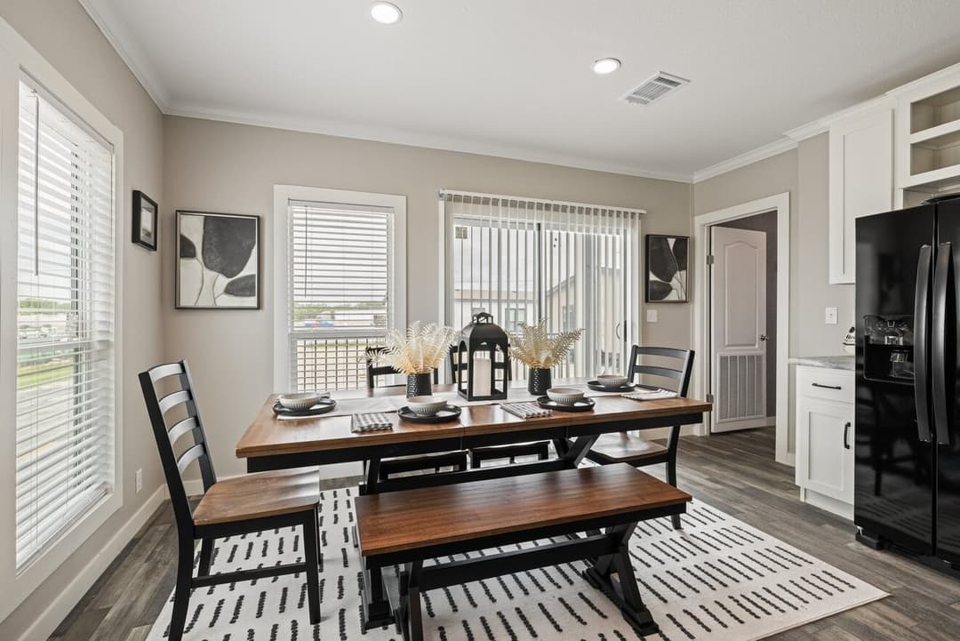 Palladium 30543d interior home features