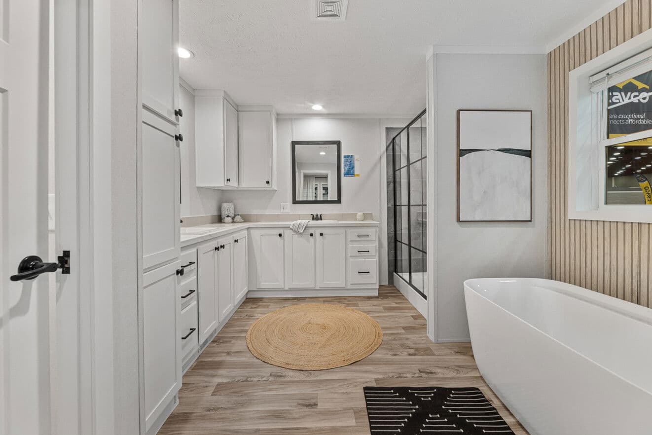 Vivid 28603n bathroom home features