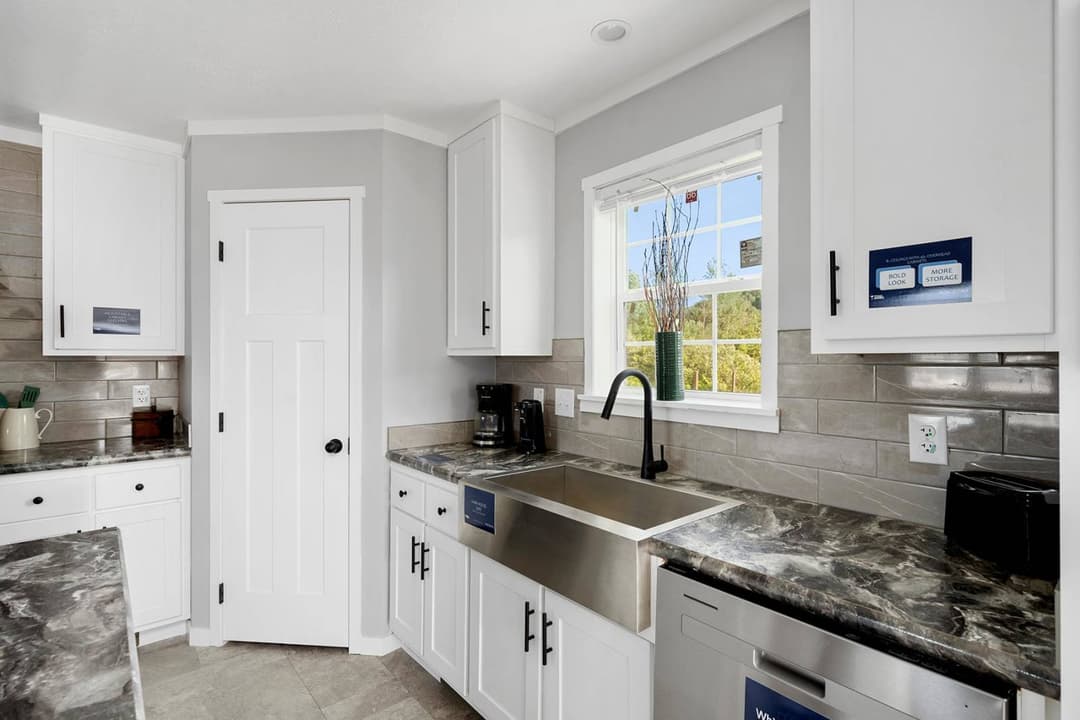 Attain kitchen home features