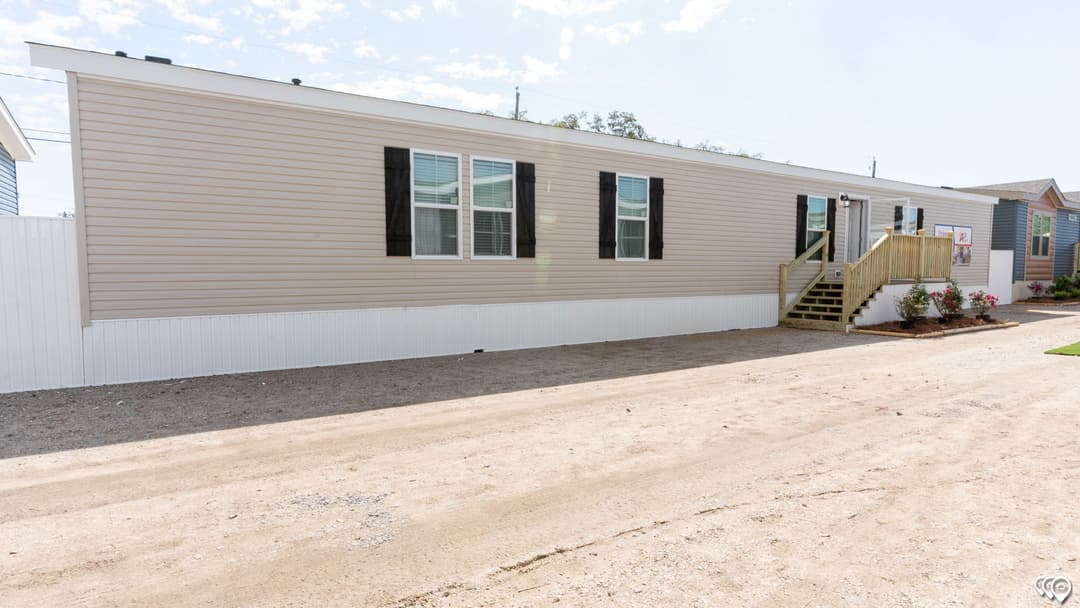 Arc1680-8012 elevation and exterior home features